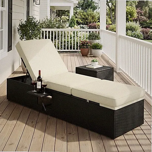 HDPE Rattan Chaise Lounger Reclining Chaise Lounge with Cushions and Backrest